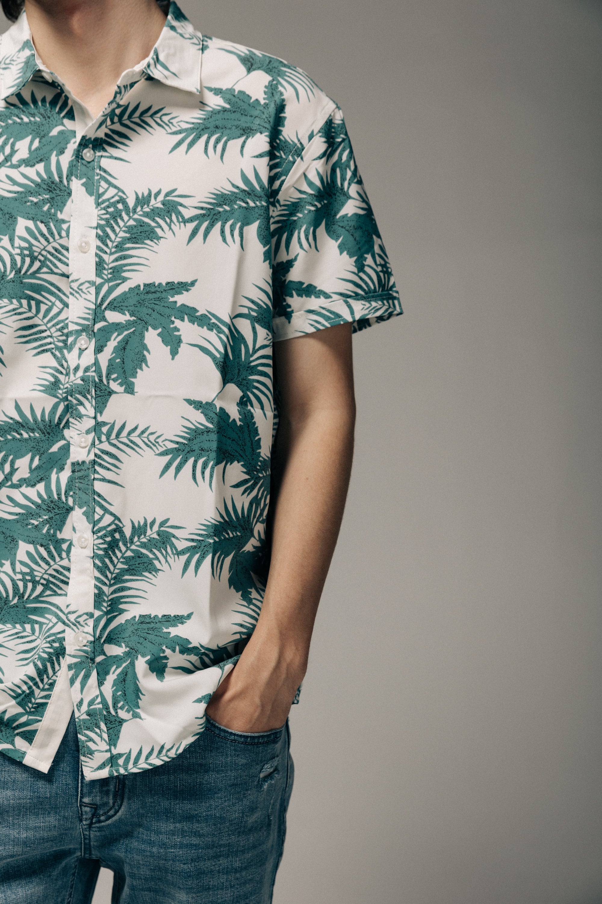 Button-Down Vs. Button-Up Shirt: What's The Difference? - XIOS