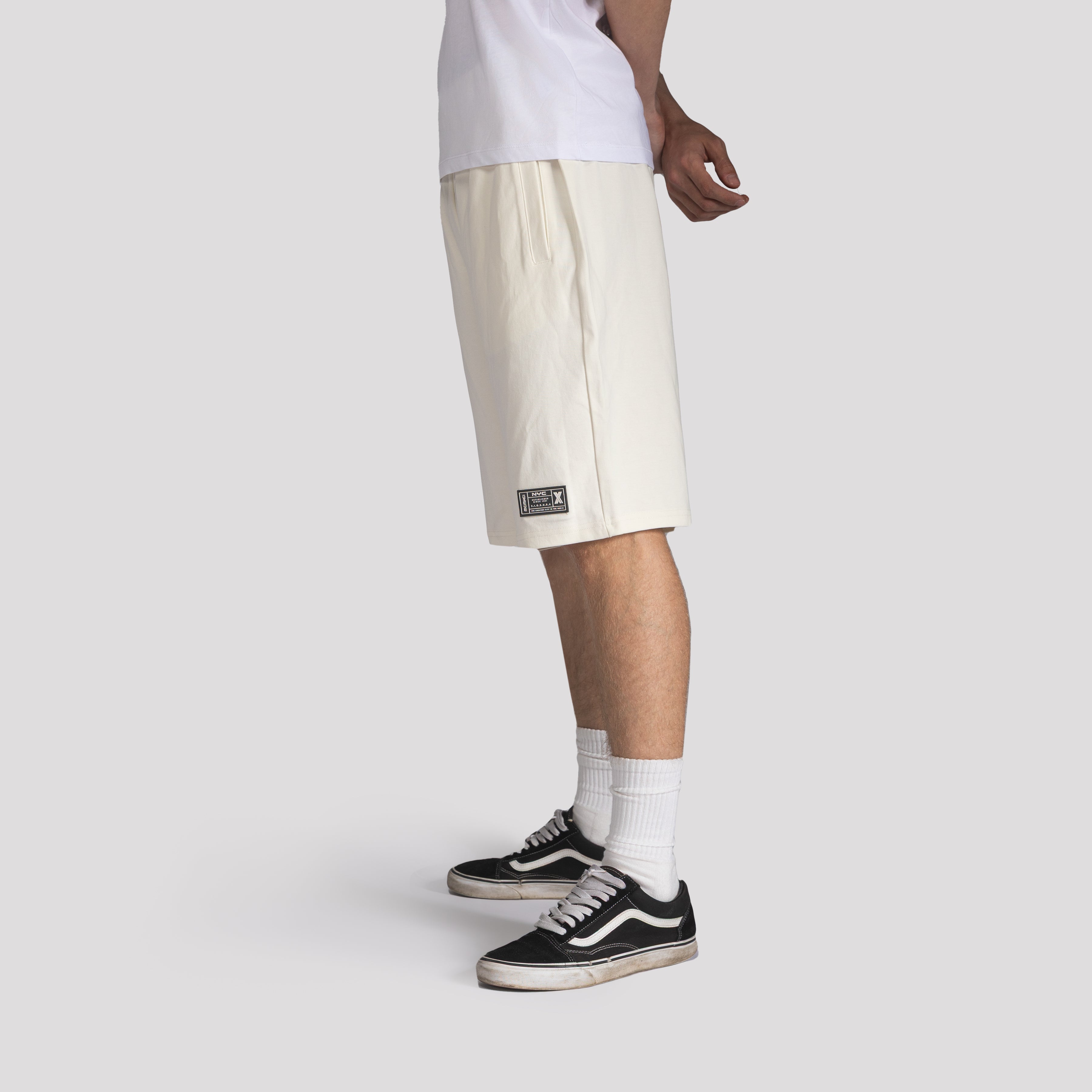 "Essential" Everyday Shorts - XIOS