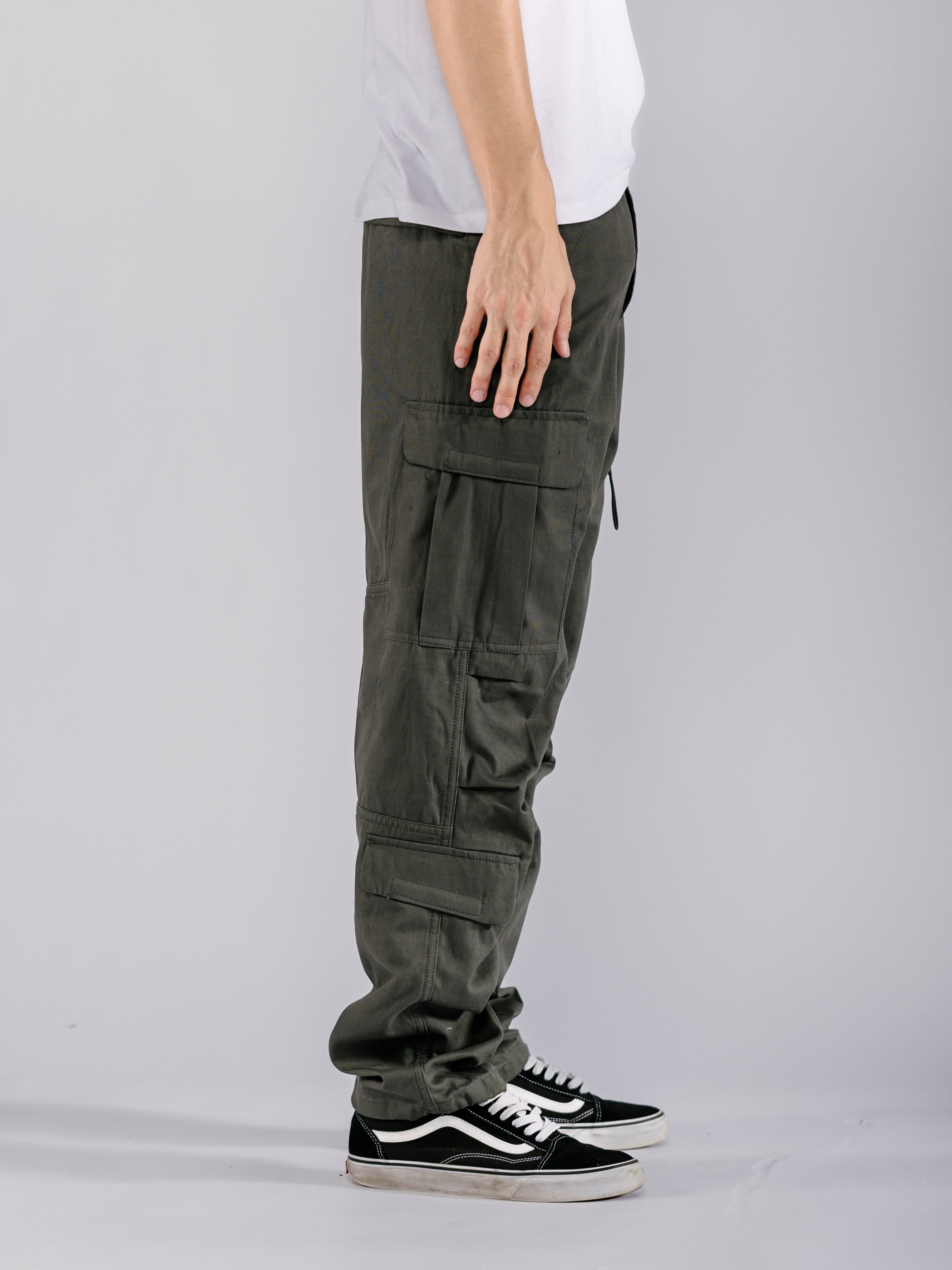 Pantalones cargo de corte relajado