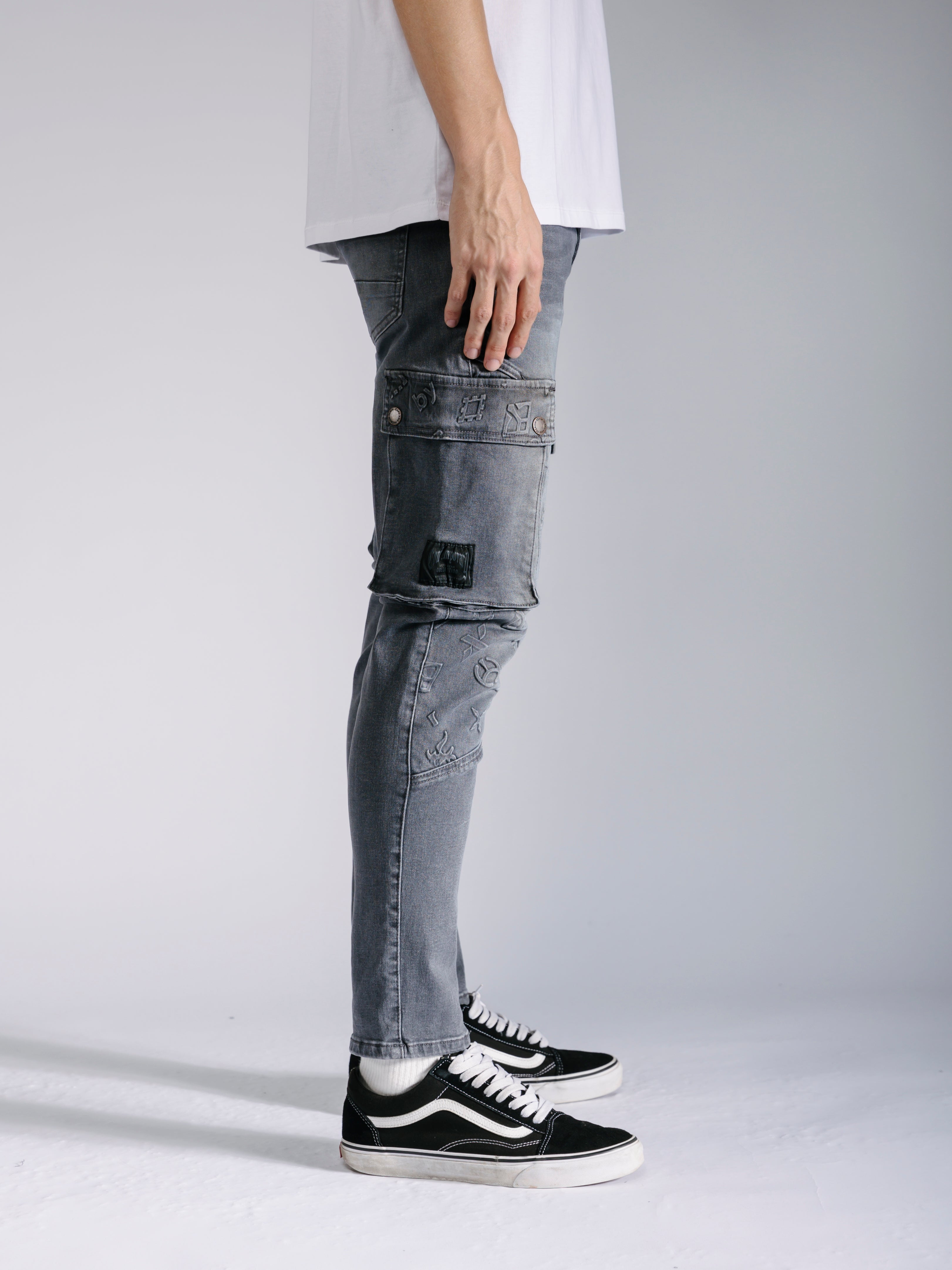 Skinny Fit Cargo Jeans