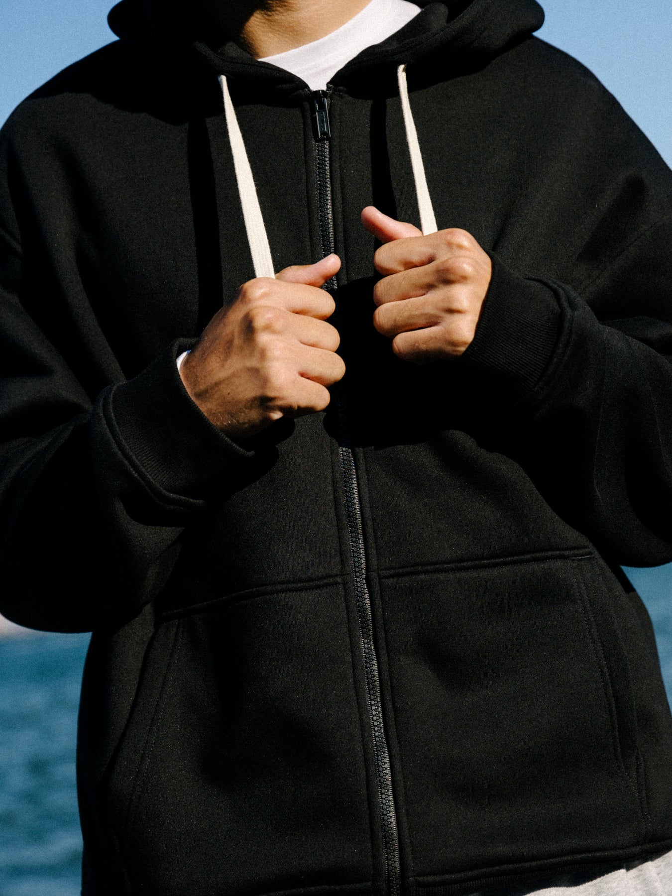 Basic Essential Hoodie Full Zip