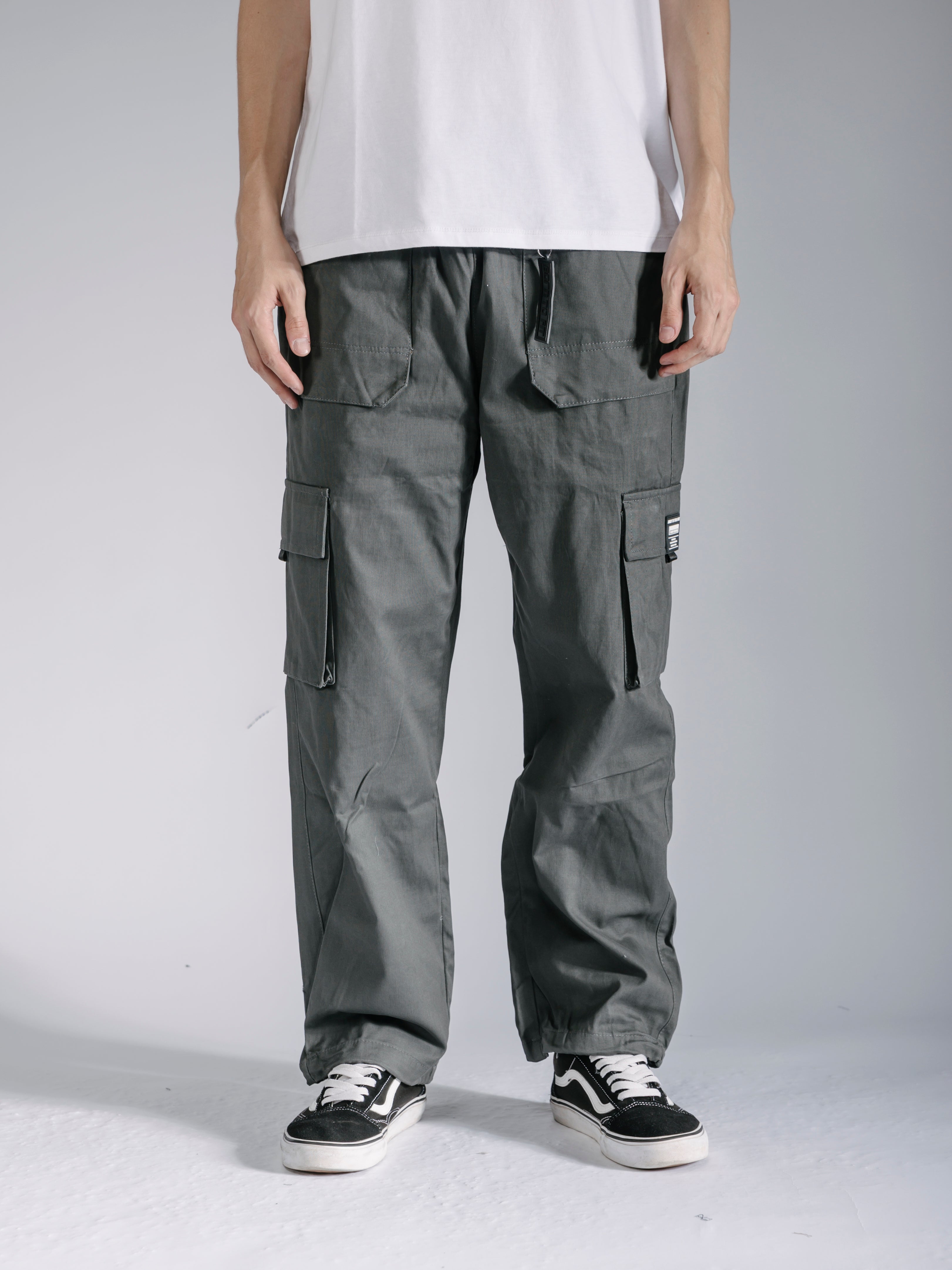 Relaxed Fit Cargo Pants