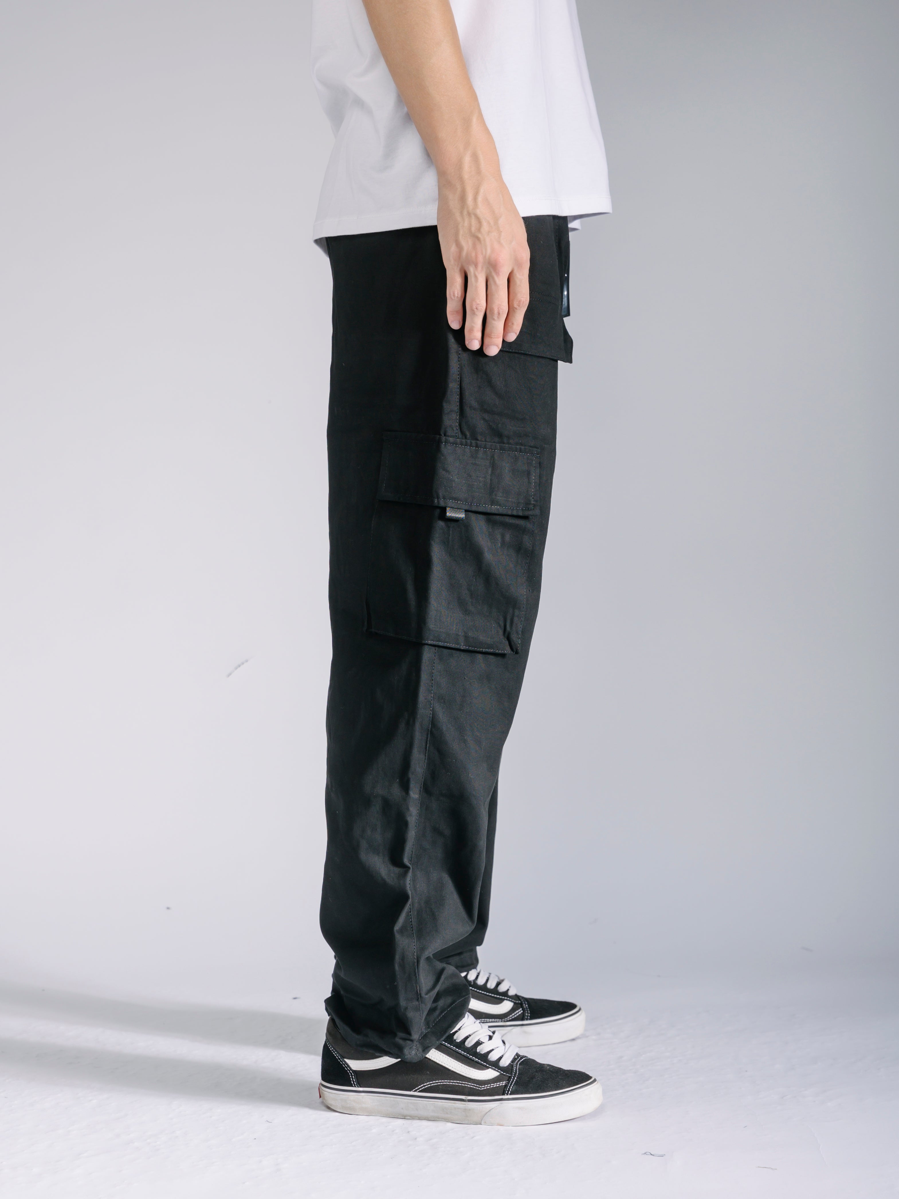 Relaxed Fit Cargo Pants