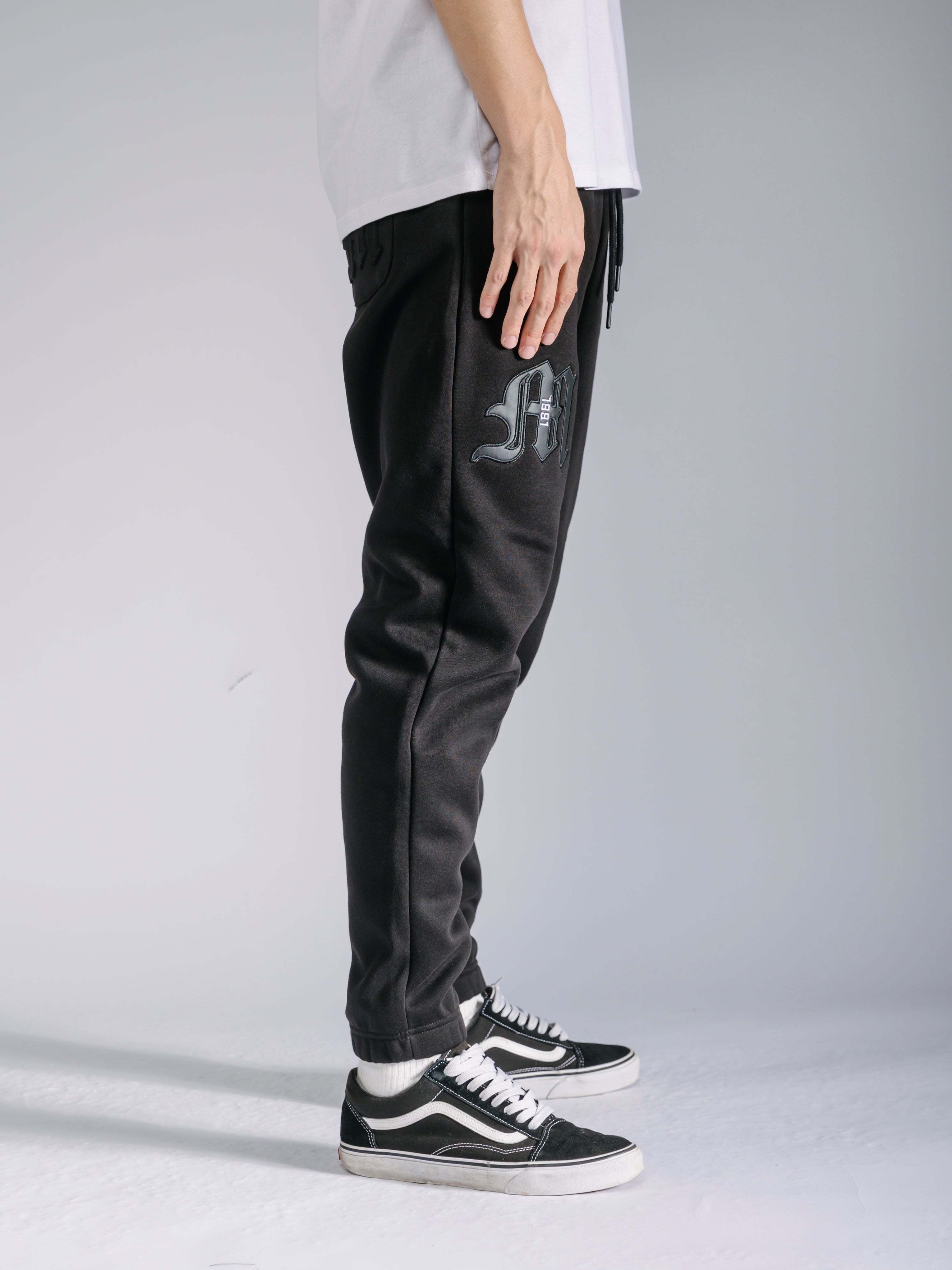 "M" Sweatpants